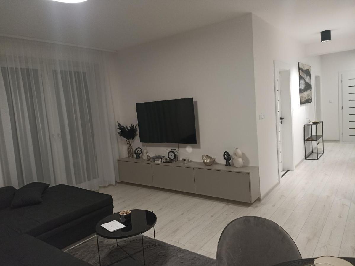 Mbv28 Apartments ポプラト エクステリア 写真